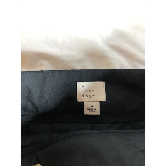 A New Day Women's Size 2 High Rise Eyelet Detail Shorts Black NWT So CUTE!! - Picture 8 of 10